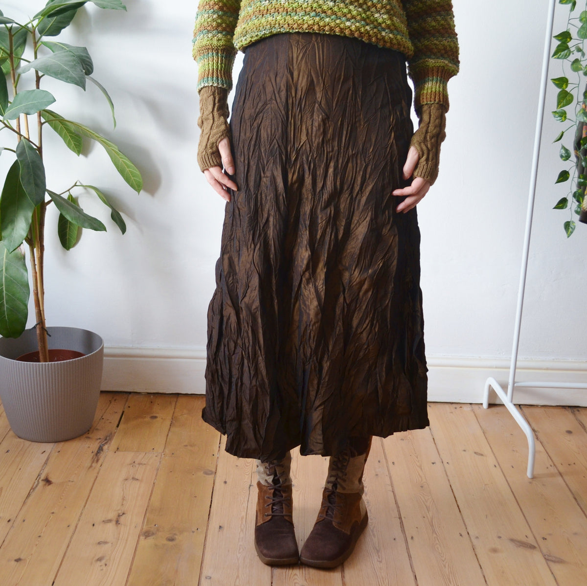 Vintage Crinkle Skirt S