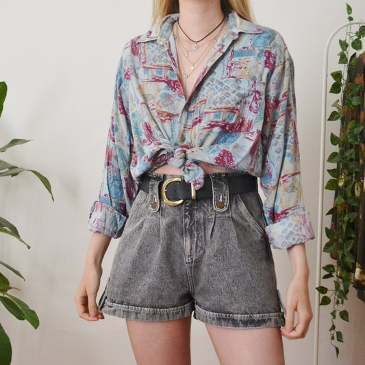 Abstract shirt M