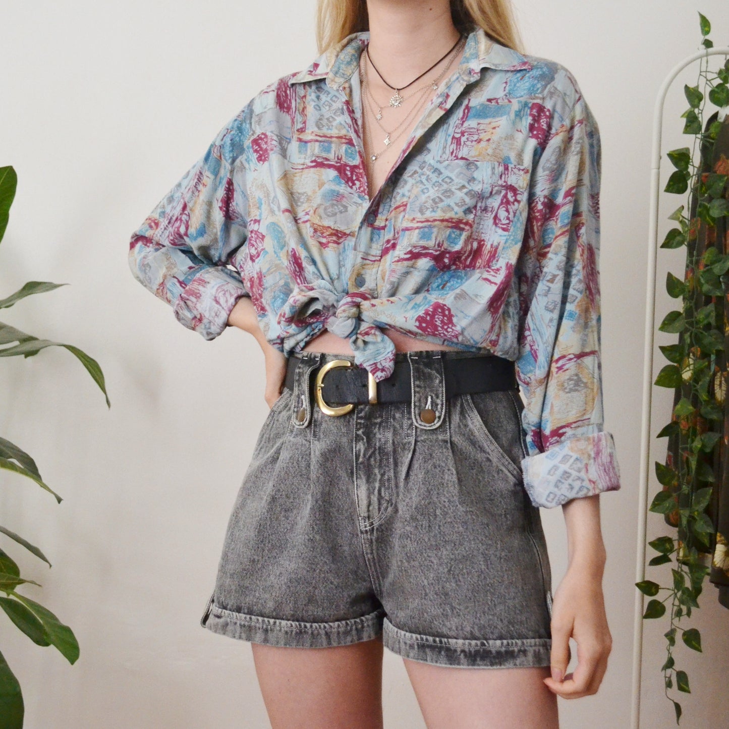 Abstract shirt M