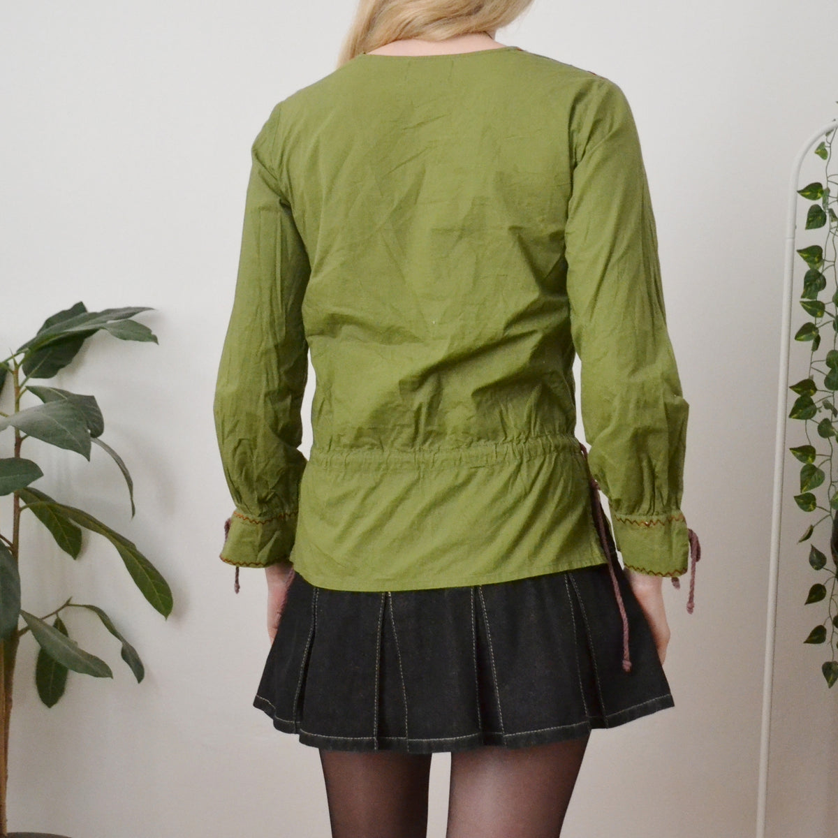 Vintage Embroidered Top S