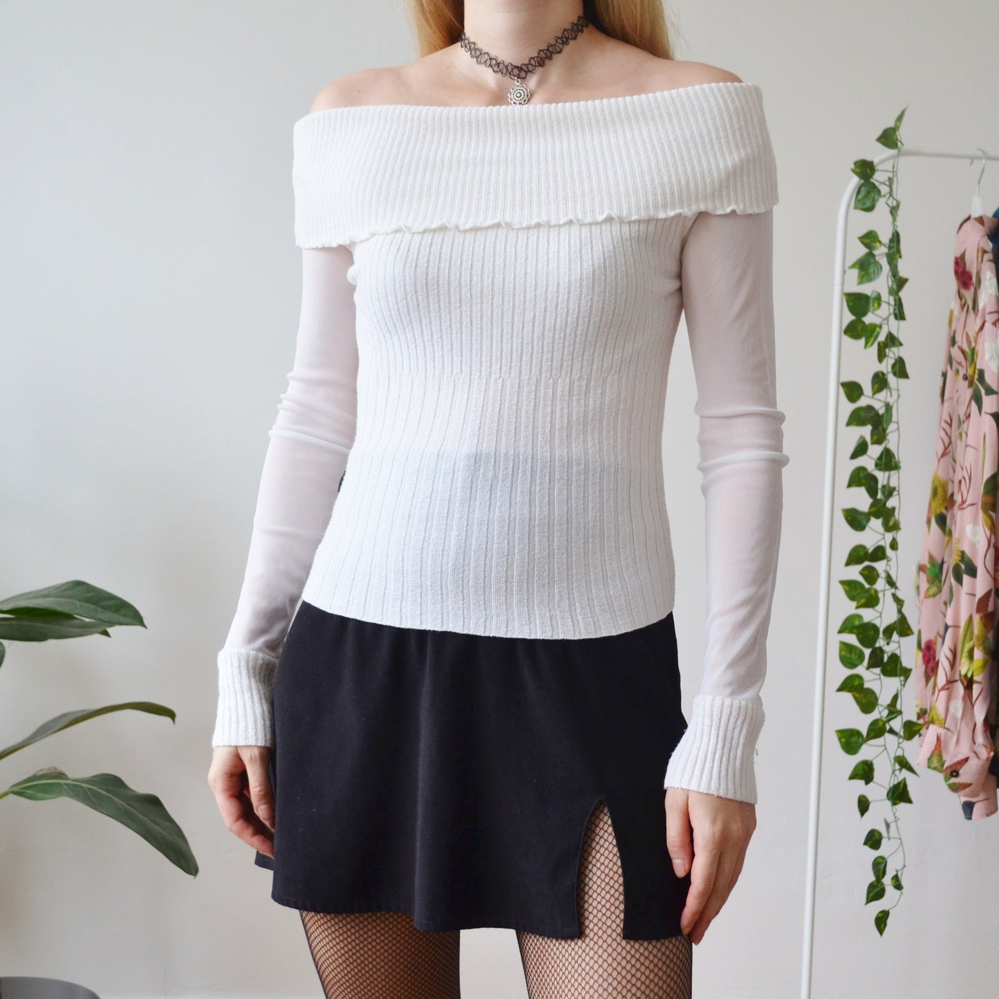 Off shoulder top S