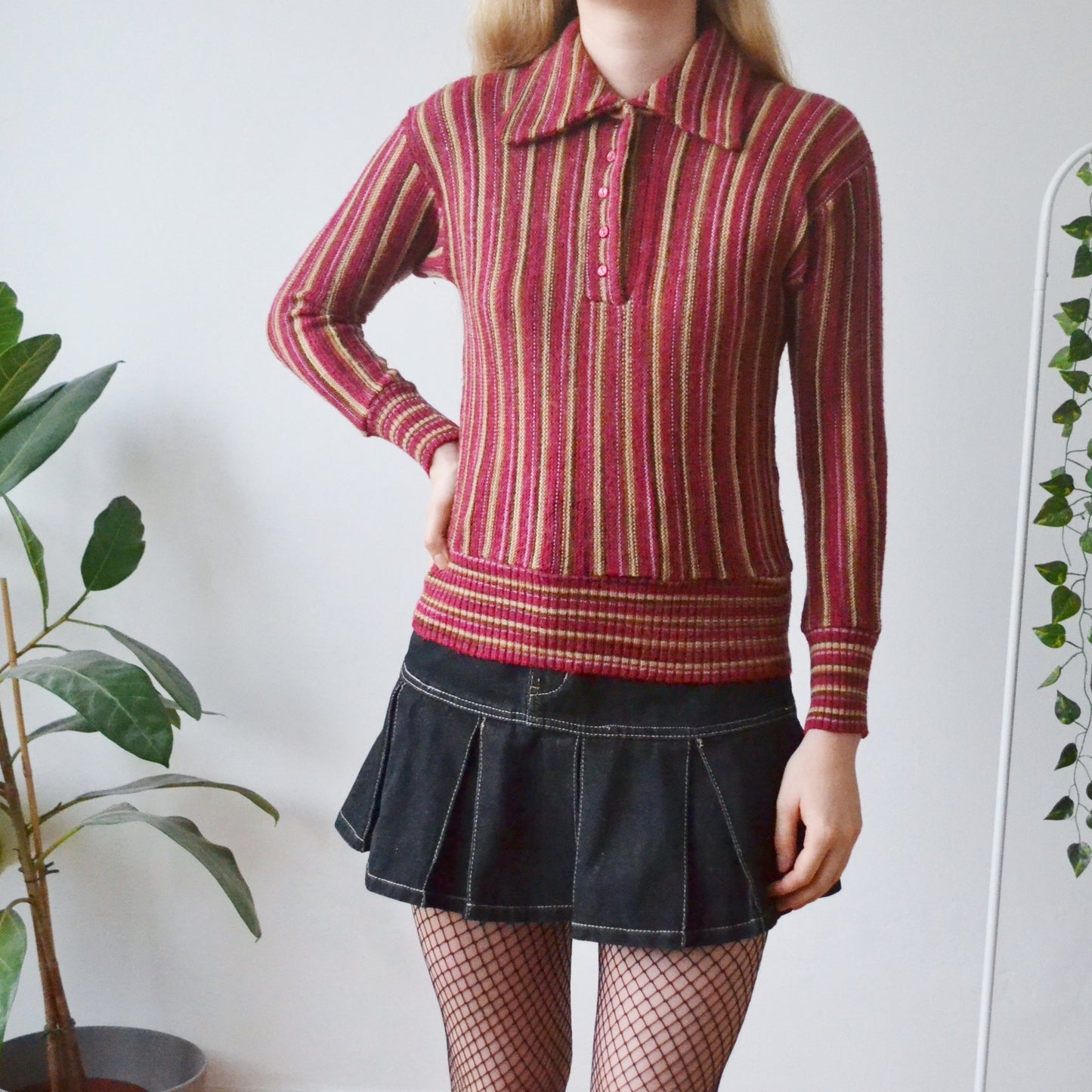 Stripe collar jumper S