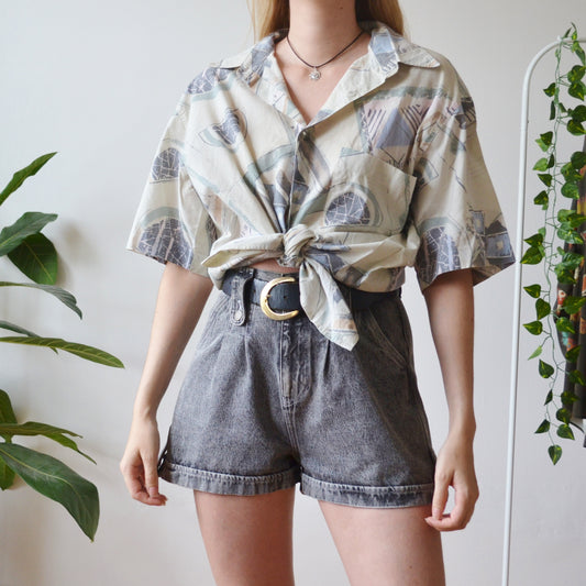Abstract shirt XL