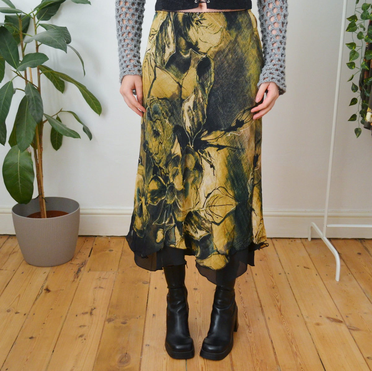 Vintage Abstract Maxi Skirt S