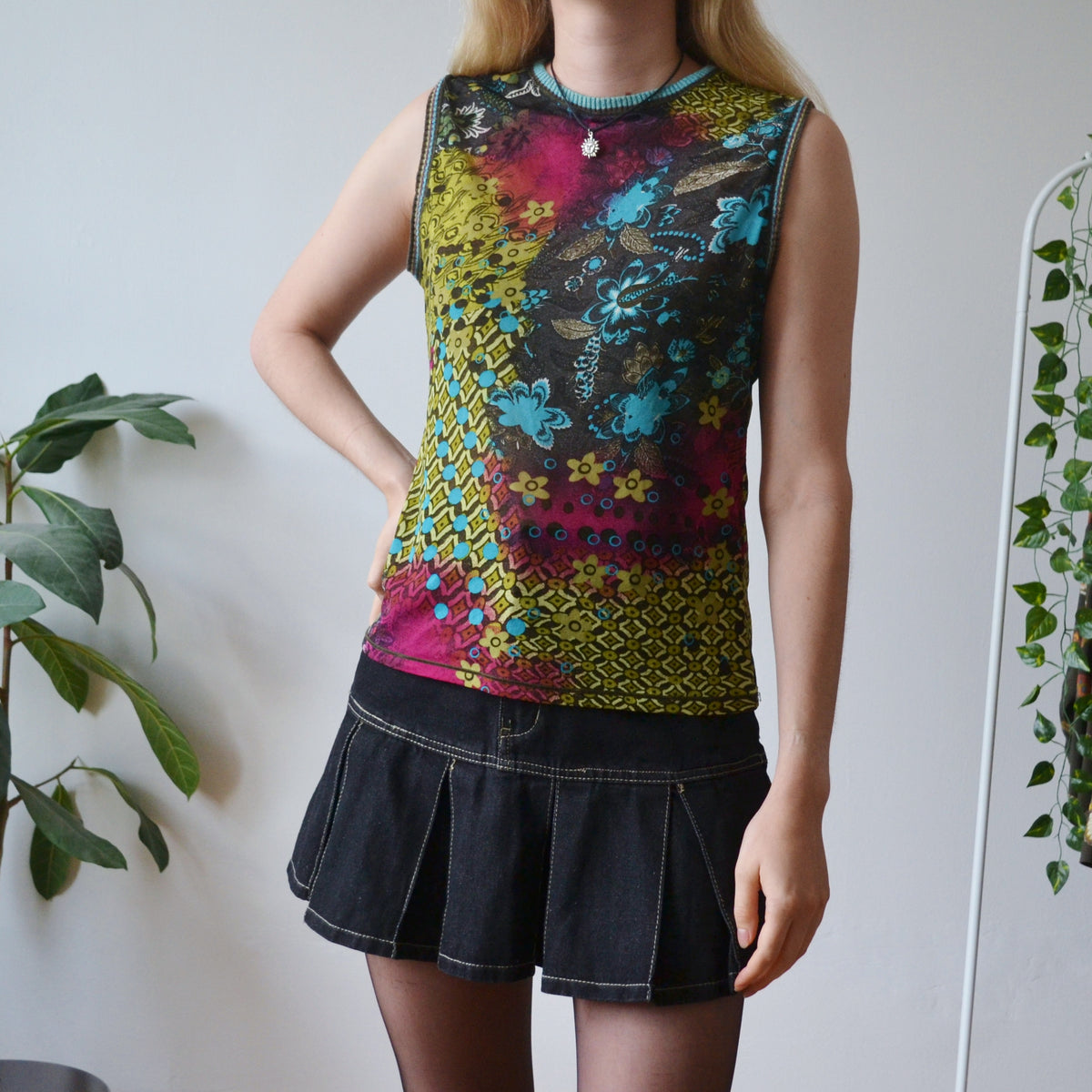 Y2K Floral Mesh Vest L