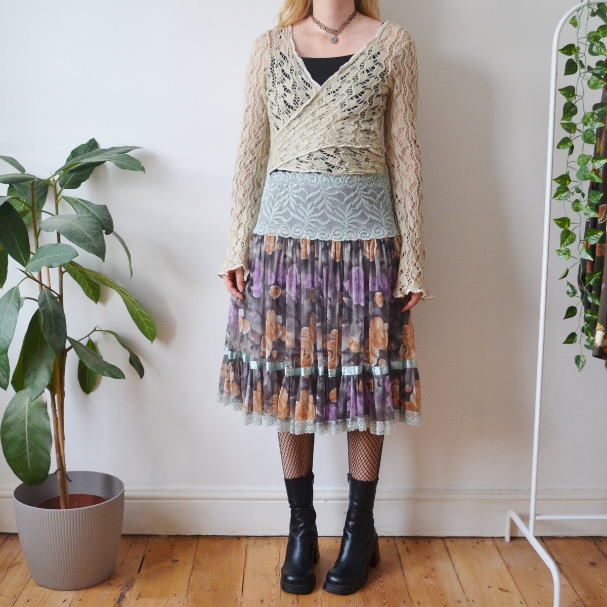 Vintage Floral Midi Skirt S