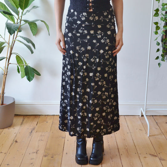 Vintage Black Floral Skirt M