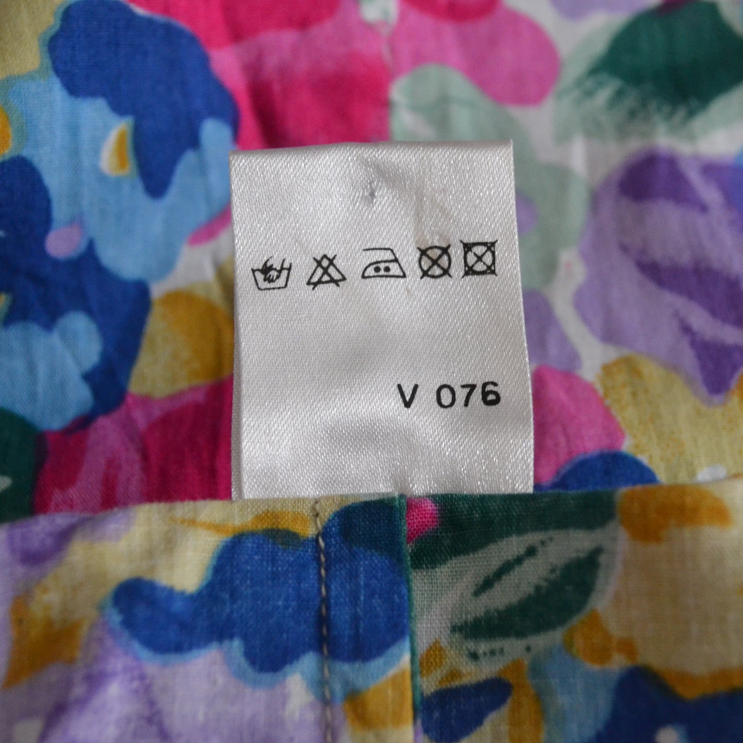 Abstract floral skirt uk 8