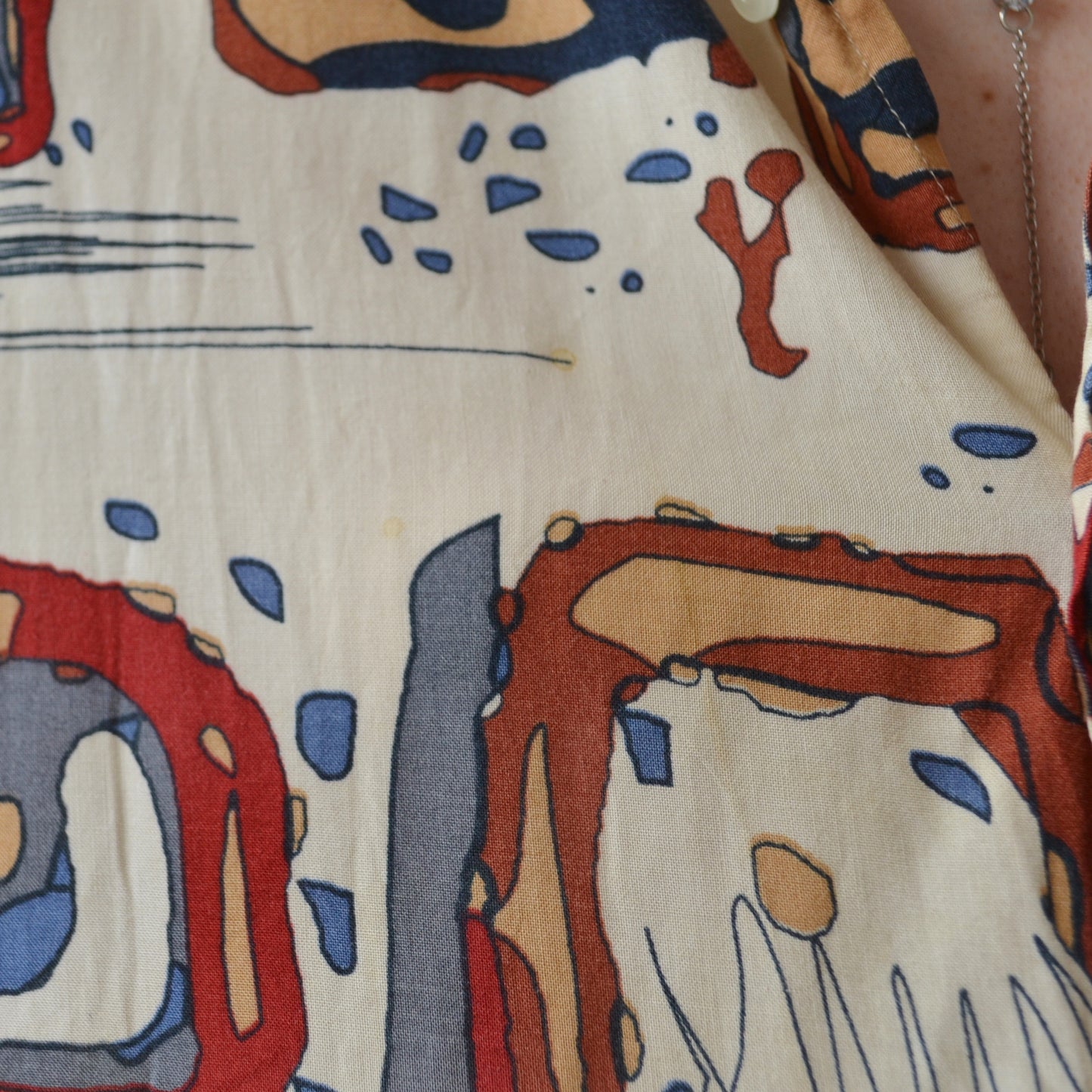 Abstract shirt XXL