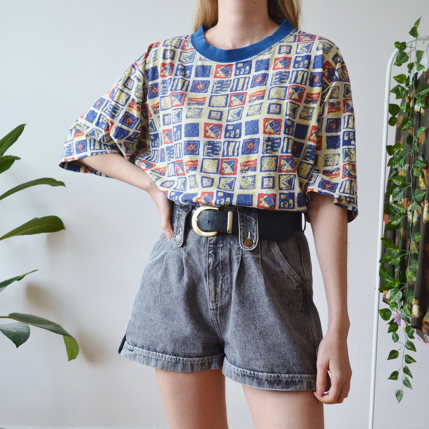 Abstract t shirt 2XL