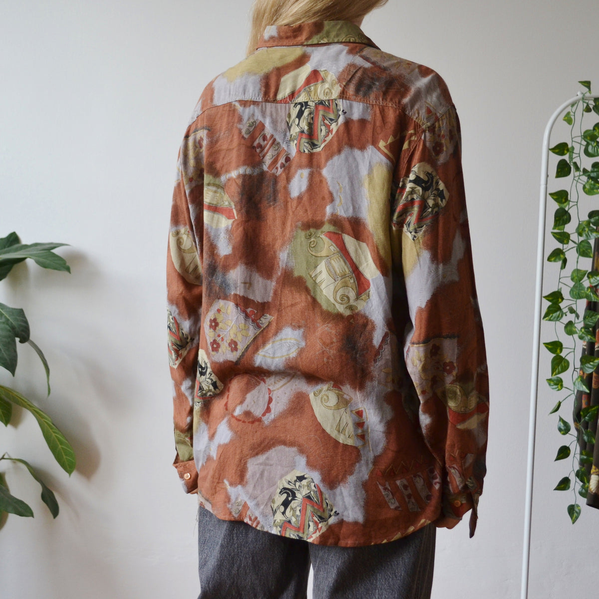Vintage Abstract Shirt XL