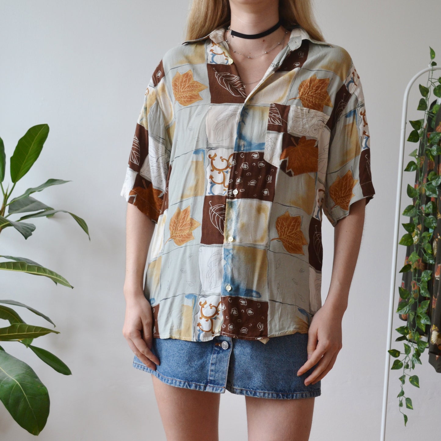 Abstract leaf shirt S