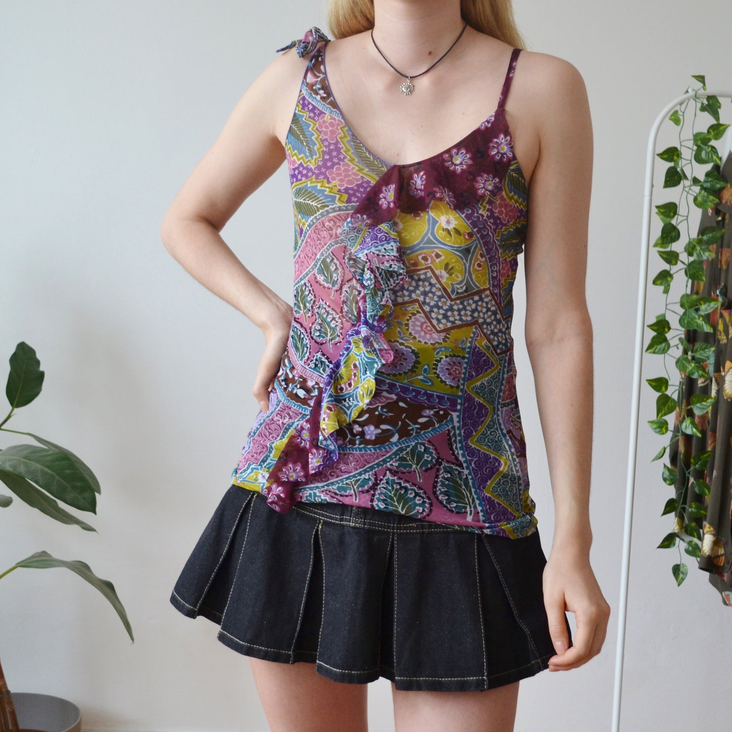 Vintage Ruffle Cami L