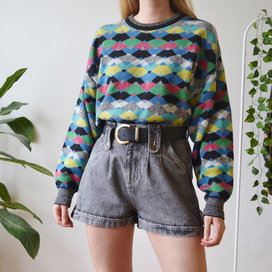 Geometric jumper L