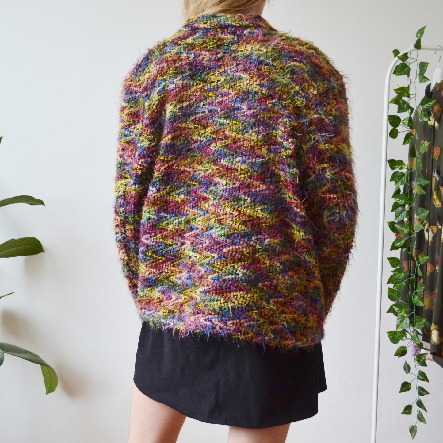 Fluffy cardigan M
