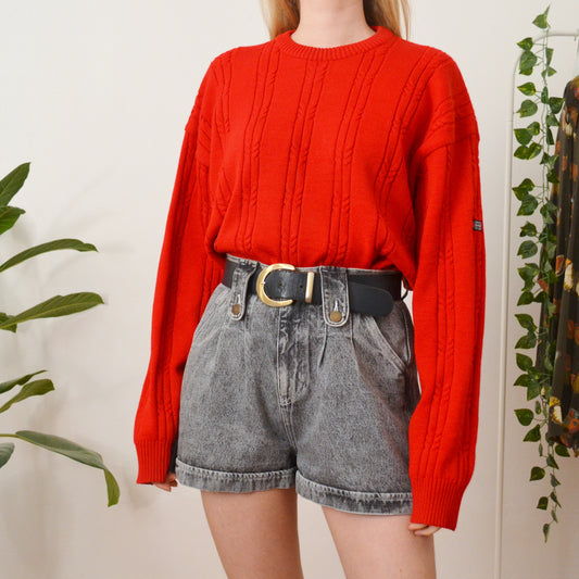 Red jumper L