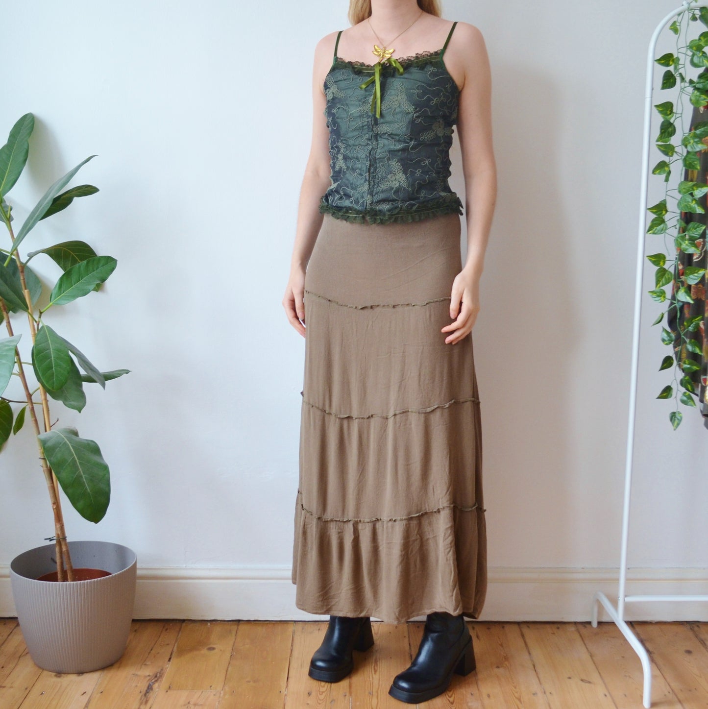 Vintage Khaki Tiered Skirt XL