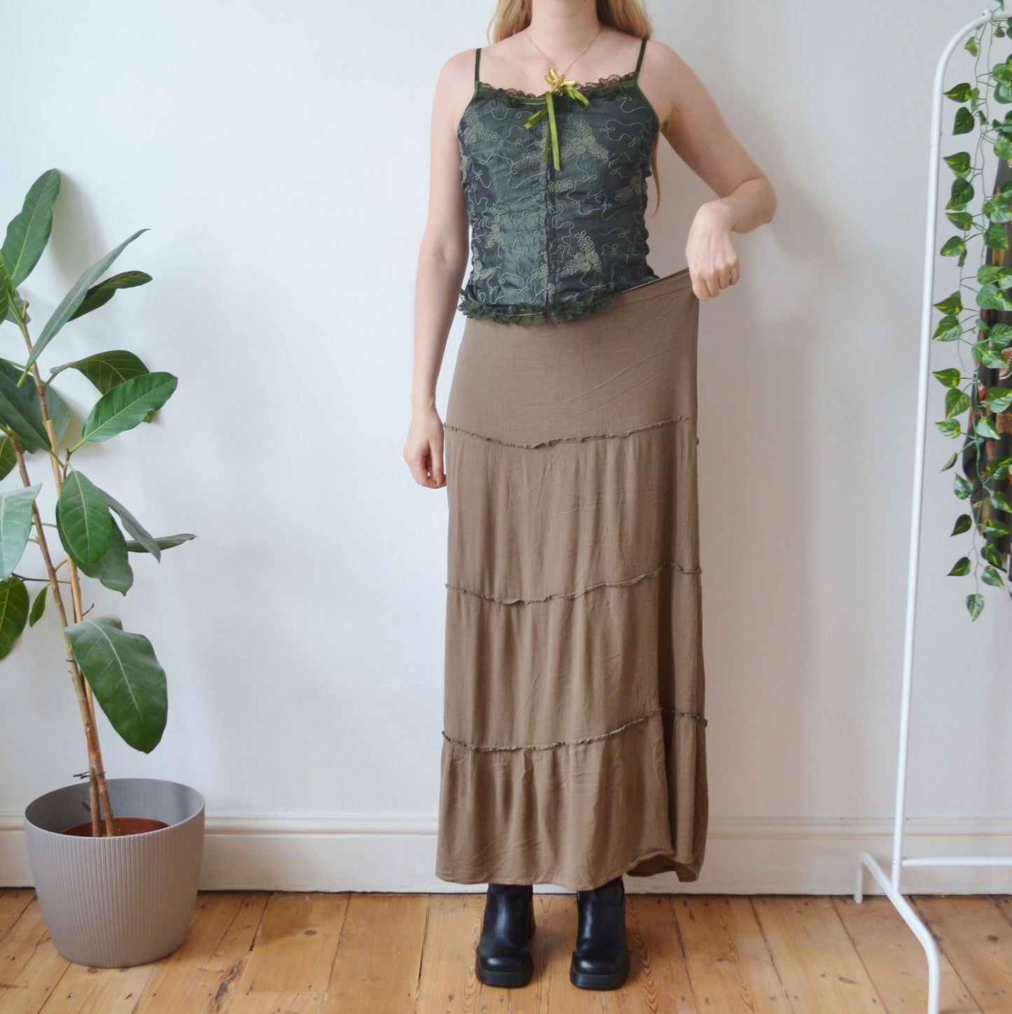 Vintage Khaki Tiered Skirt XL