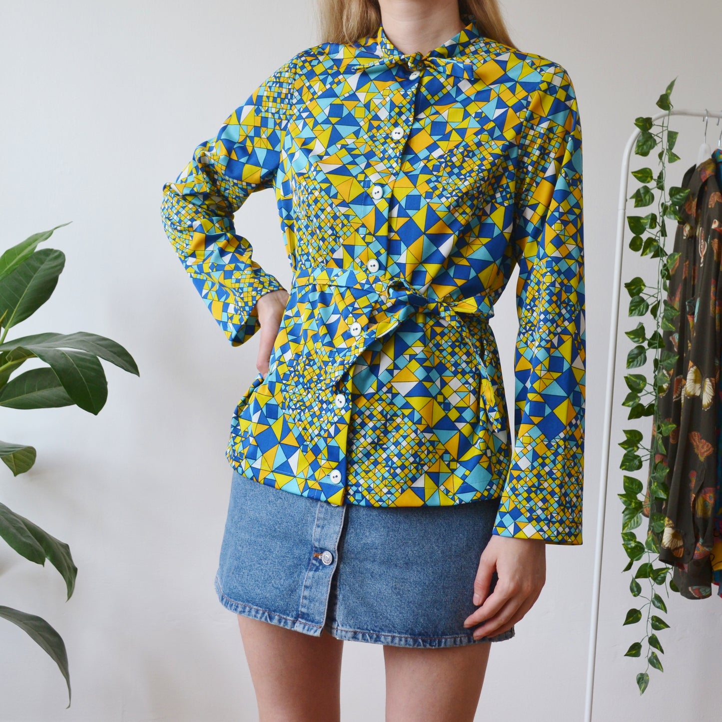 Geometric 70s blouse M