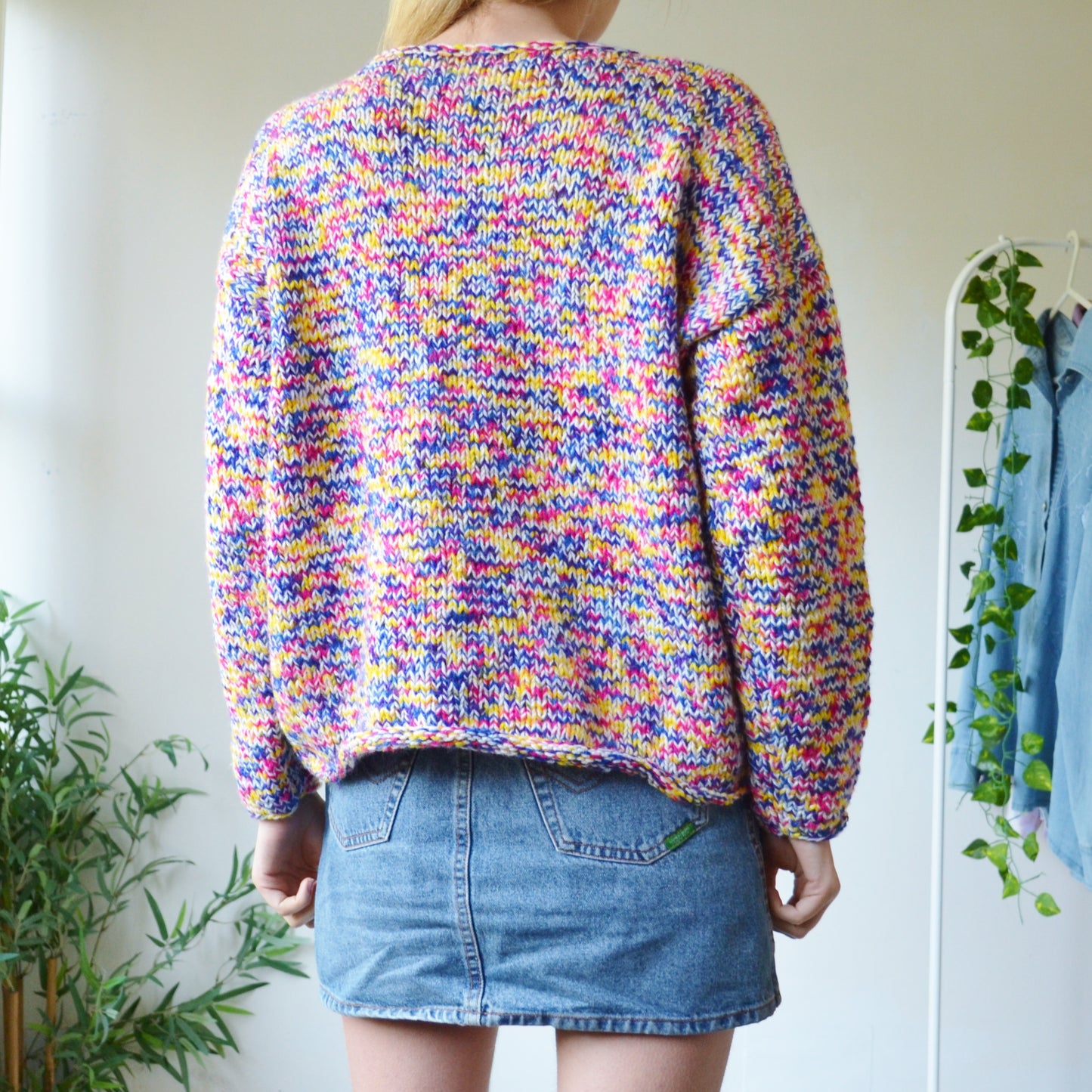 Colourful jumper M