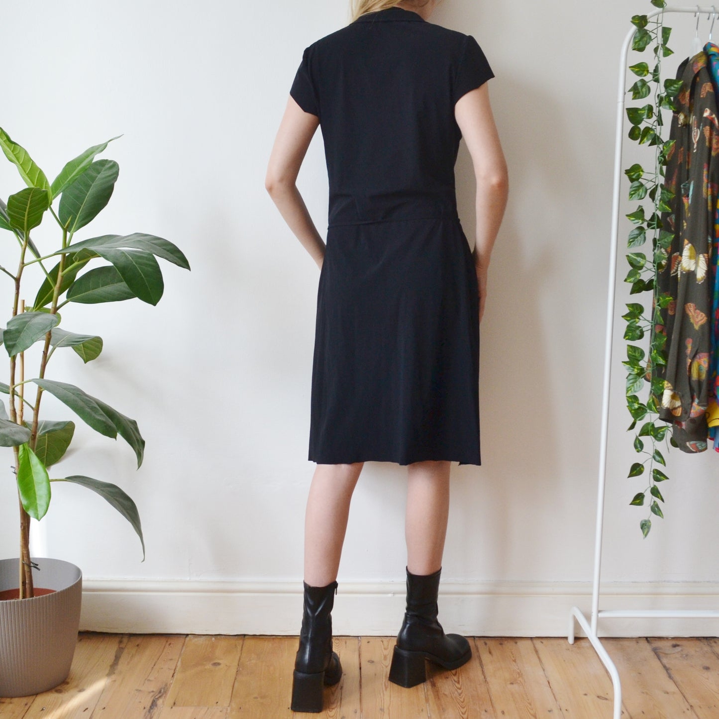 Black dress uk 14