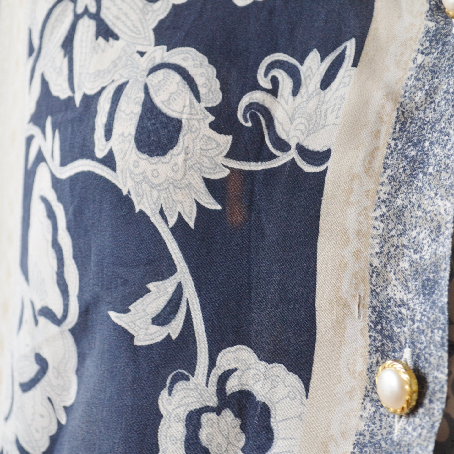 Ornate blouse L