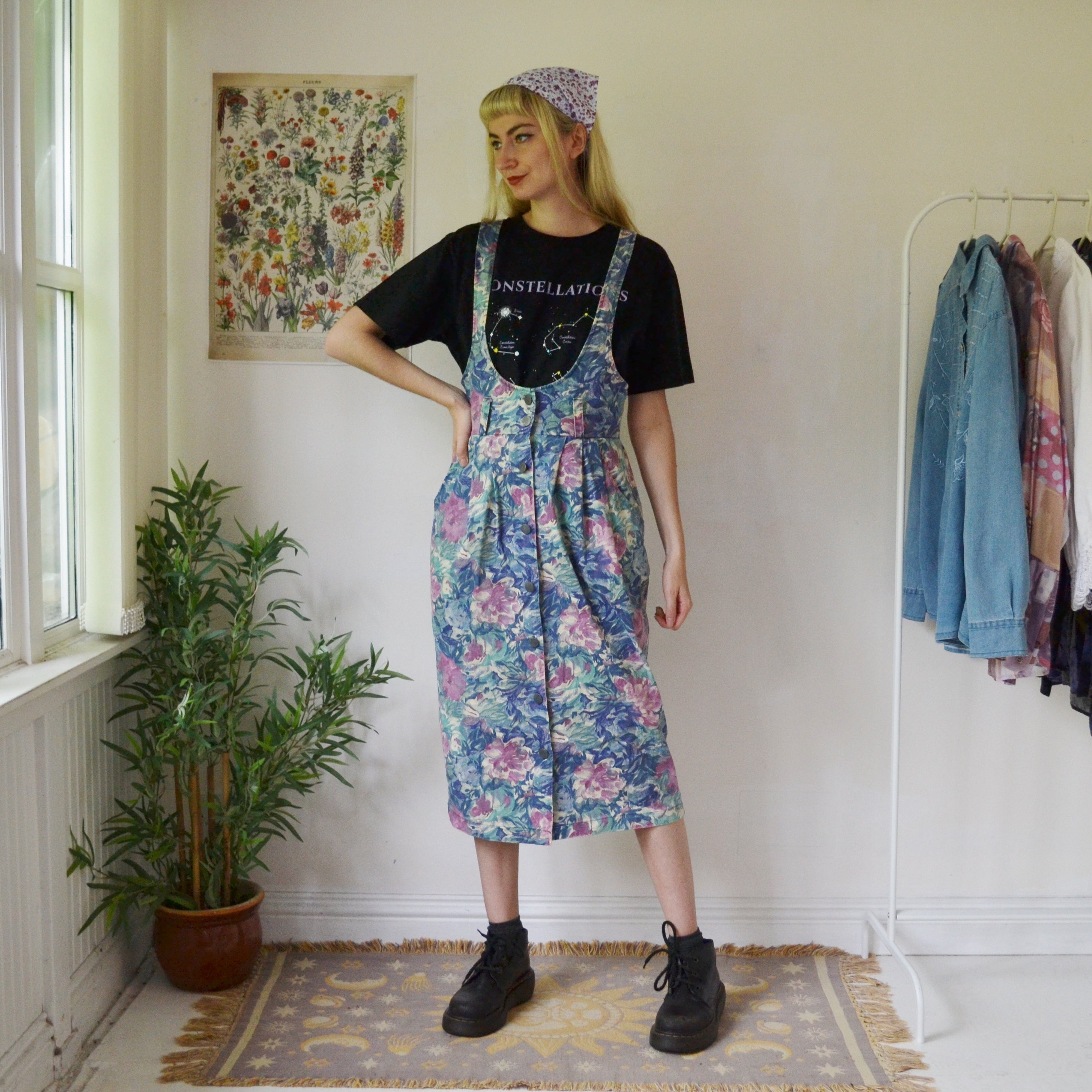 Floral pinafore outlet dress